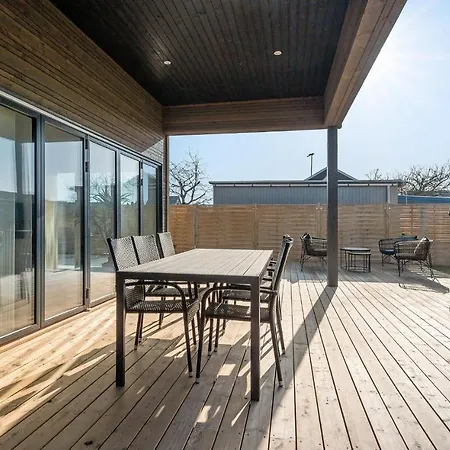 2 Bedroom In Holiday home